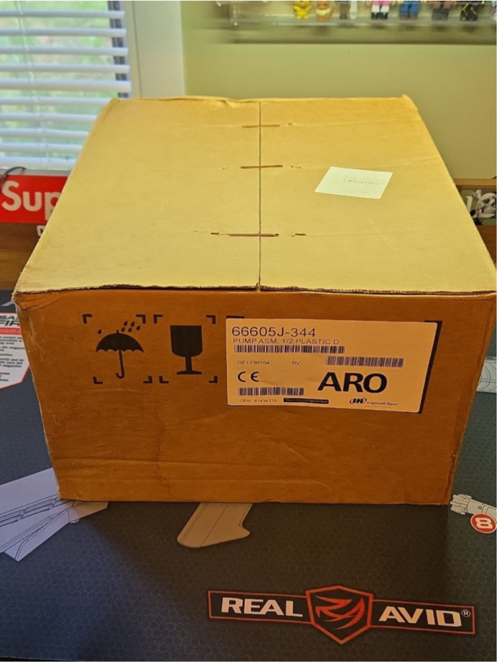 Ingersoll Rand 66605J-344 Brand new In Original Box Pneumatic diaphragm pump 1/2